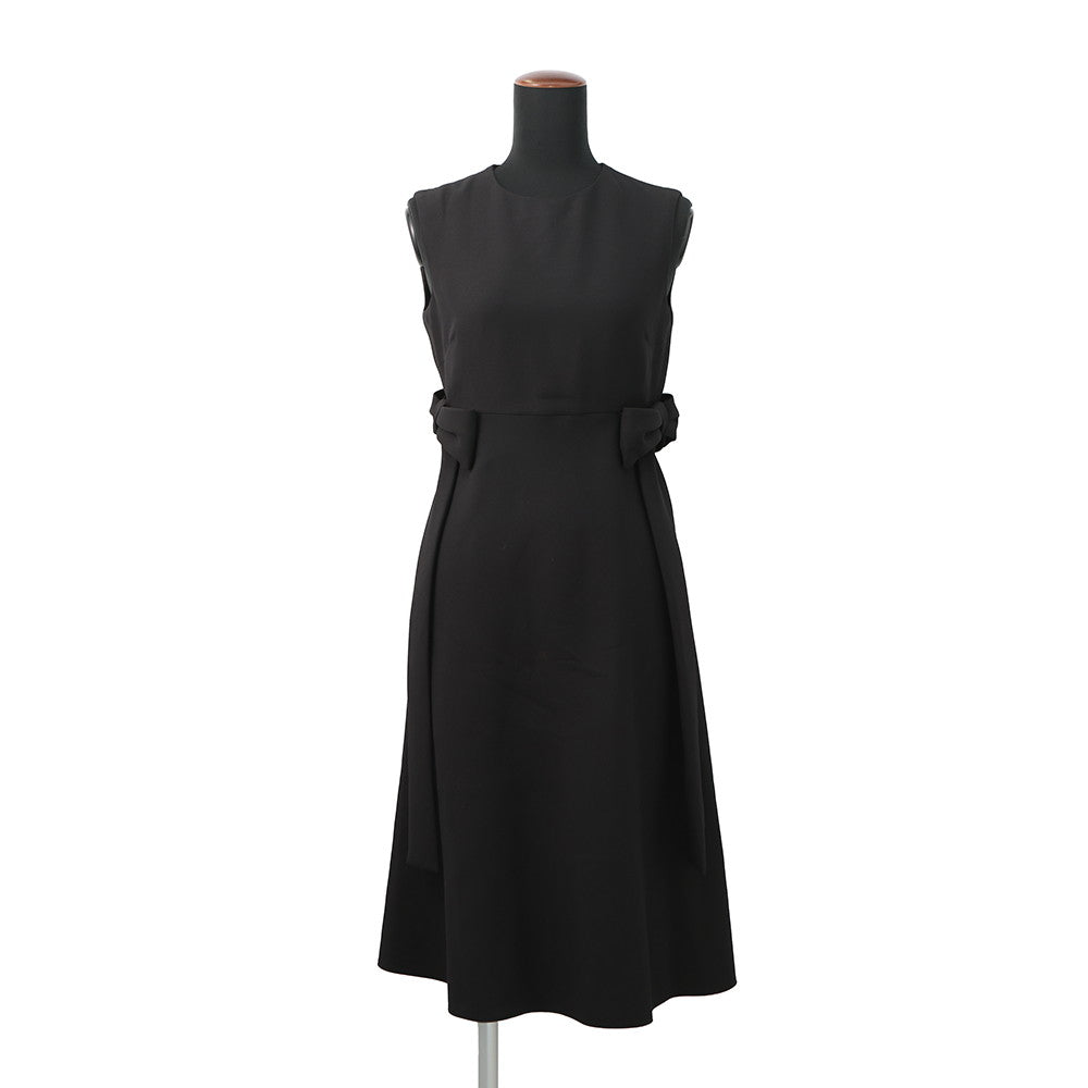Valentino Garavani Sleeveless long flared dress Size 38 BlackKB3VA6X61CF Wool 65% Silk35%