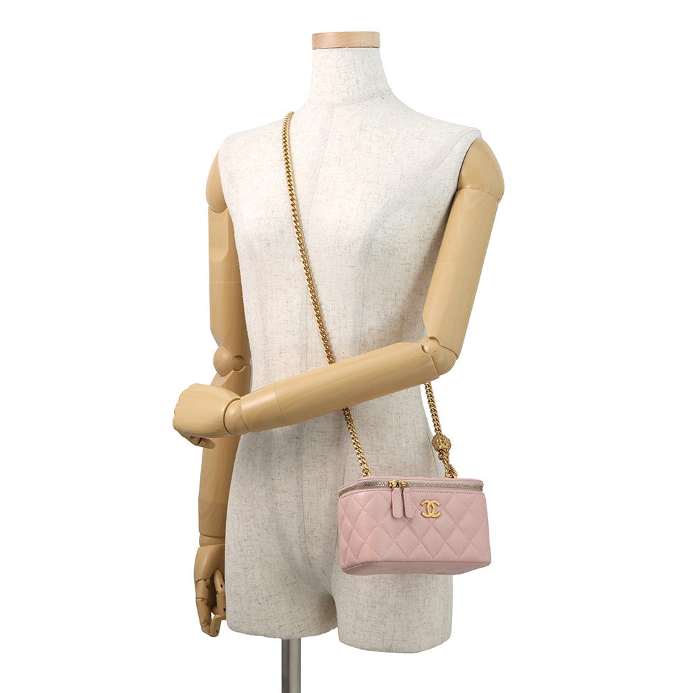 CHANEL Matelasse Camellia Vanity Chainshoulder Bag PinkAP3301 Lambskin
