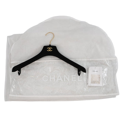 CHANEL COCO Button Jacquard Jacket Size 36 WhiteP71059 Wool 64% Silk19% Nylon17%