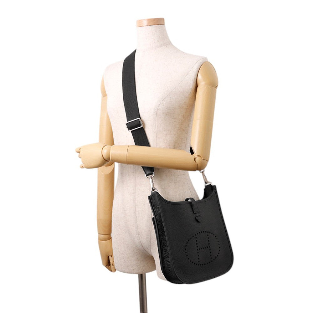HERMES Evelyne3 Black Taurillon Clemence Size 23