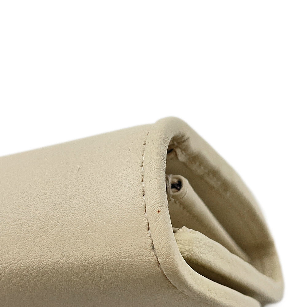 GUCCI Blondie Chain Wallet Off-white725219 Leather
