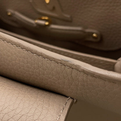 LOUIS VUITTON Capucines Galet Leather Size MM