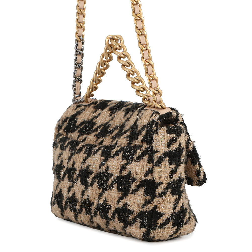 CHANEL CHANEL 19 Maxi Tweed Chain Shoulder Bag Beige/BlackAS1162 Tweed