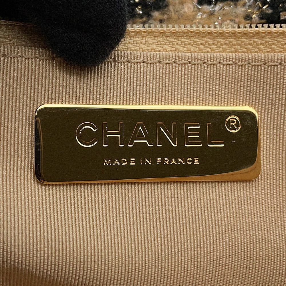 CHANEL CHANEL 19 Maxi Tweed Chain Shoulder Bag Beige/BlackAS1162 Tweed