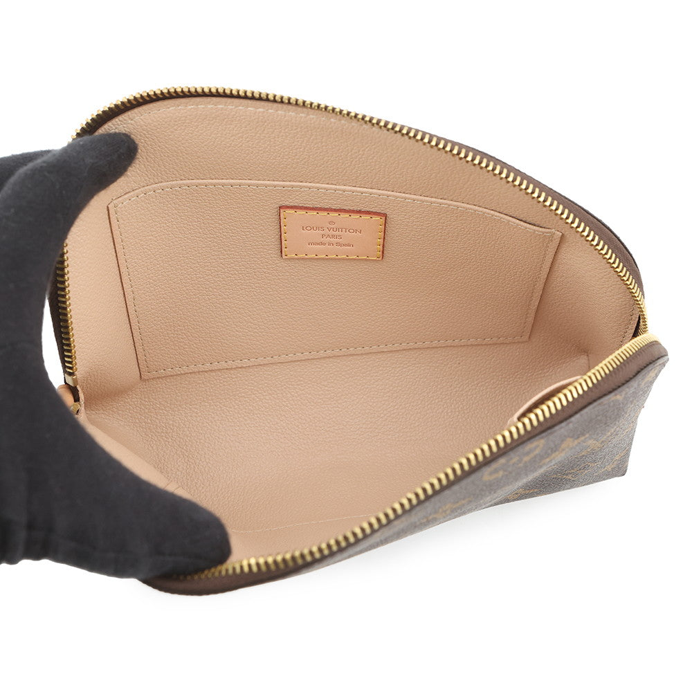 LOUIS VUITTON Pochette Cosmetic BeigeM46579 Monogram Size MM