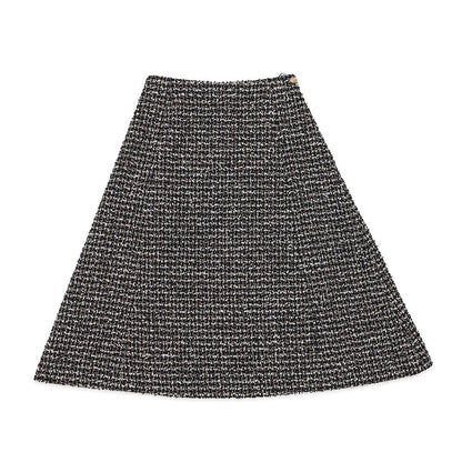 CHANEL Métiers d'Art Tweed Skirt Size 34 Black/MulticolorP71123 V62308 NC667 Polyamide 46%, Wool 41%, Polyester 6%, Viscose 5%, Acrylic 2%