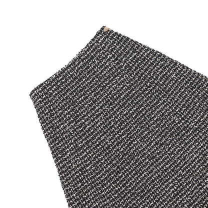 CHANEL Métiers d'Art Tweed Skirt Size 34 Black/MulticolorP71123 V62308 NC667 Polyamide 46%, Wool 41%, Polyester 6%, Viscose 5%, Acrylic 2%