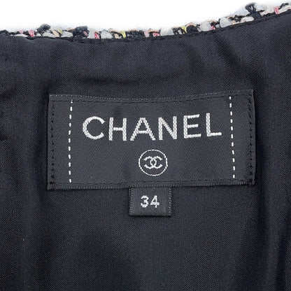 CHANEL Métiers d'Art Tweed Skirt Size 34 Black/MulticolorP71123 V62308 NC667 Polyamide 46%, Wool 41%, Polyester 6%, Viscose 5%, Acrylic 2%