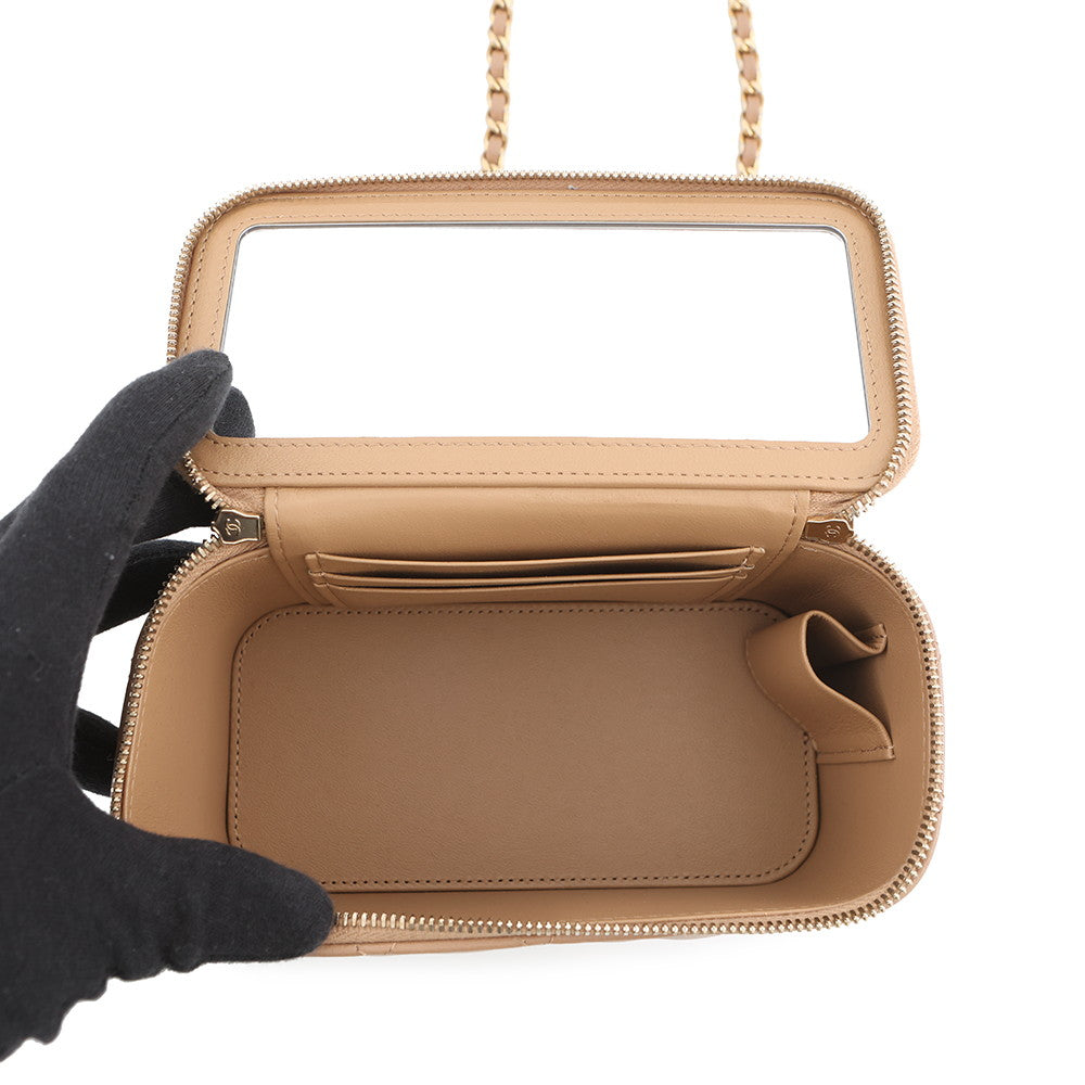 CHANEL Matelasse Top Handle Chain Vanity Bag BeigeAP2199 Lambskin