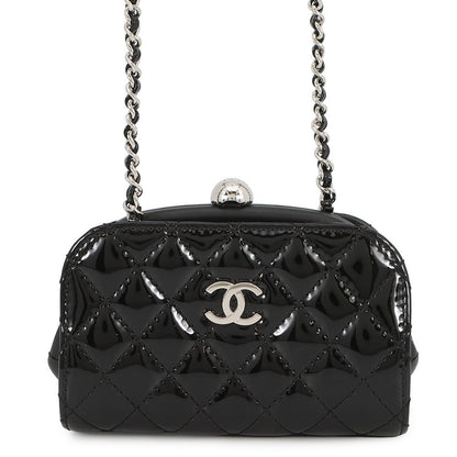 CHANEL Matelasse Kiss Lock ChainShoulder Bag Black Patent Leather Leather