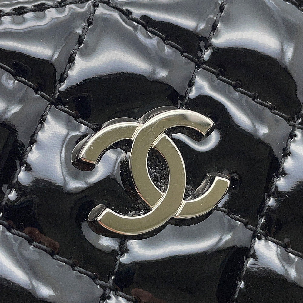 CHANEL Matelasse Kiss Lock ChainShoulder Bag Black Patent Leather Leather