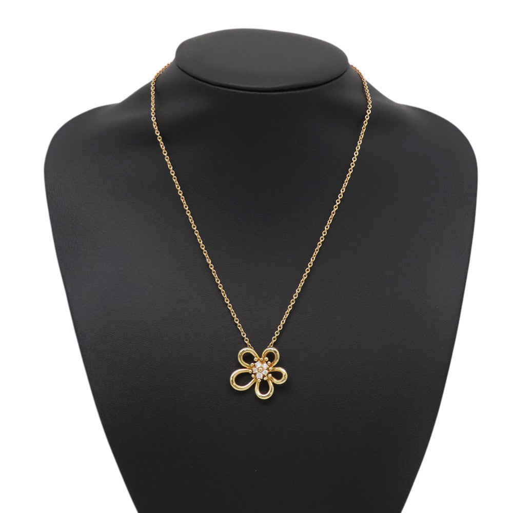 Van Cleef & Arpels Flower lace PendantVCARPME200 18K Yellow Gold