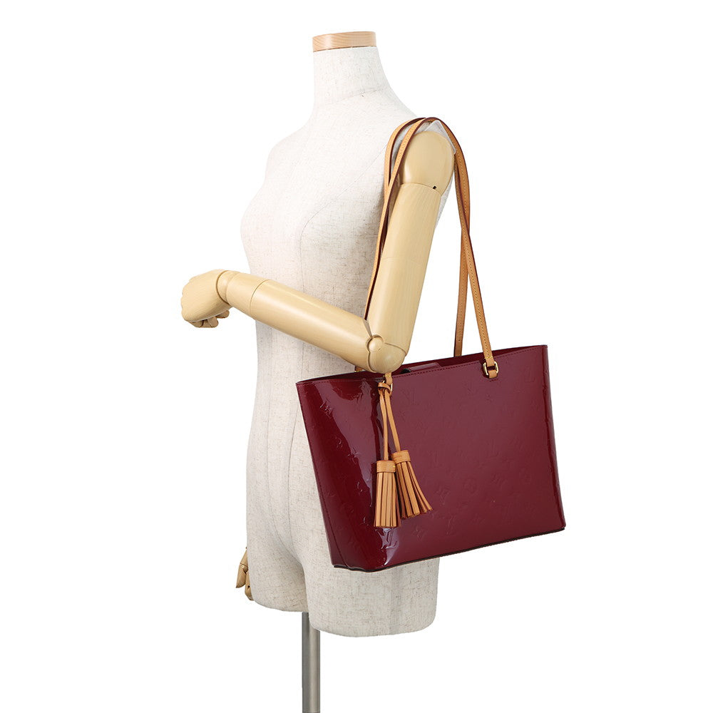 LOUIS VUITTON Long Beach MagentaM90480 Monogram Vernis Leather Size PM