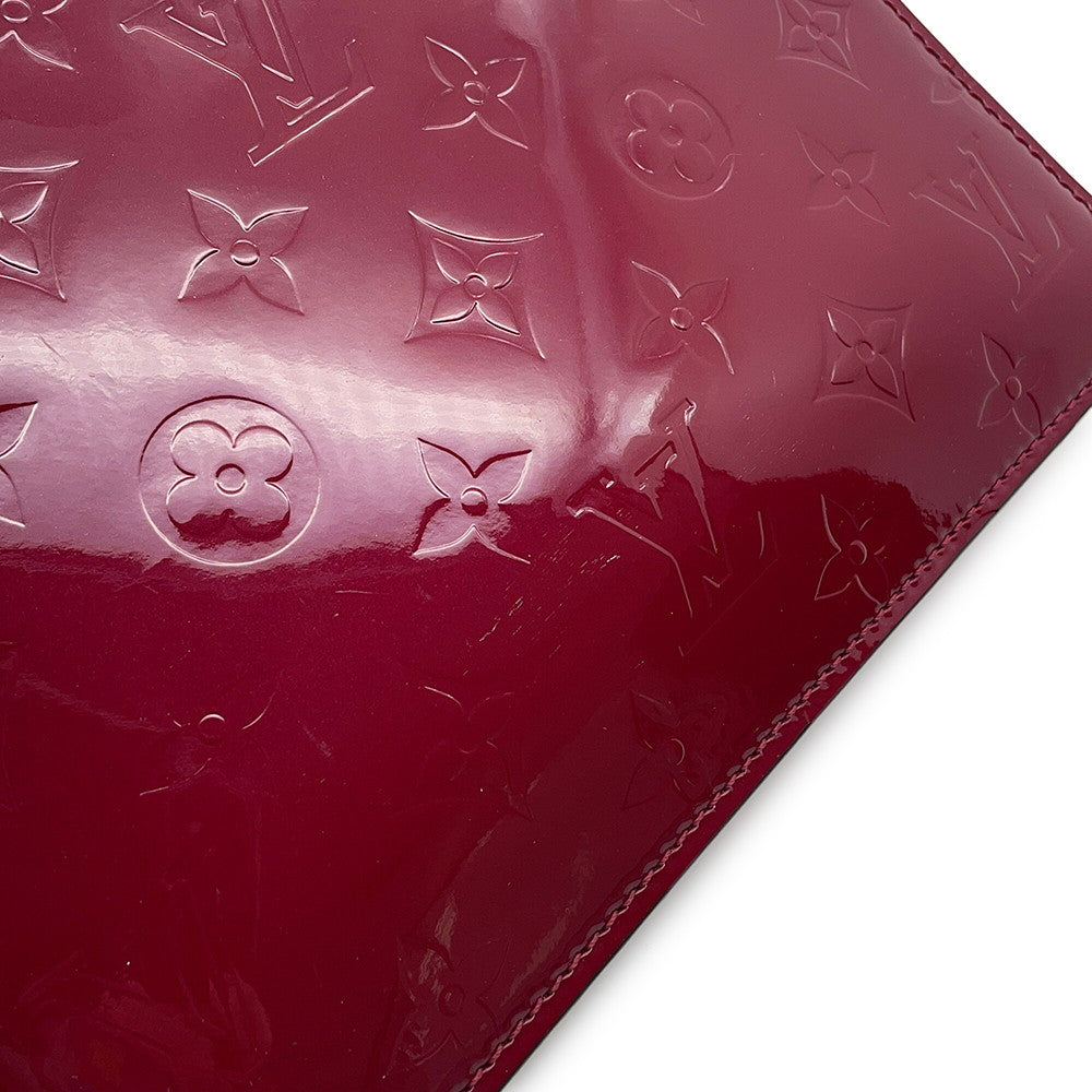 LOUIS VUITTON Long Beach MagentaM90480 Monogram Vernis Leather Size PM