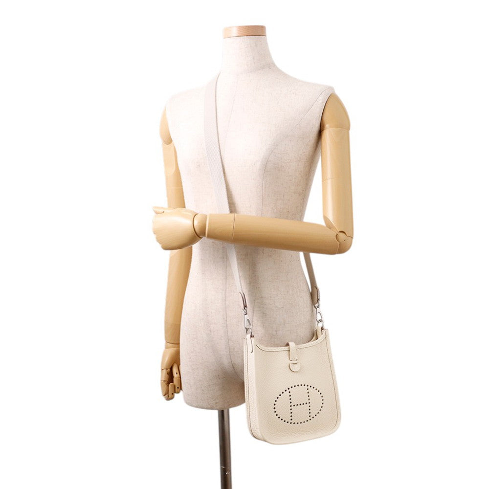 HERMES Evelyne Long Craie Taurillon Clemence Size TPM