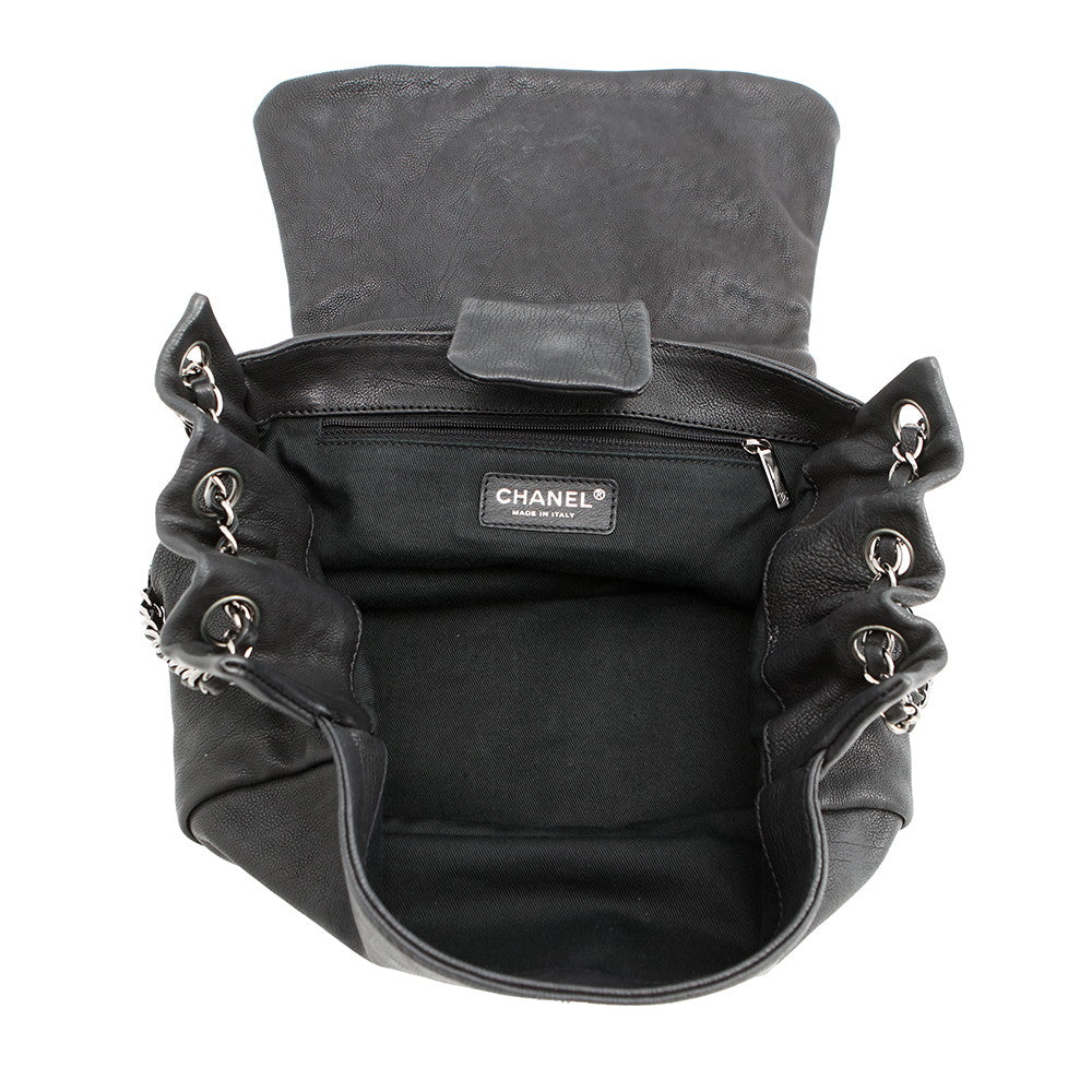 CHANEL CC Logo Chain Shoulder Bag Black Leather