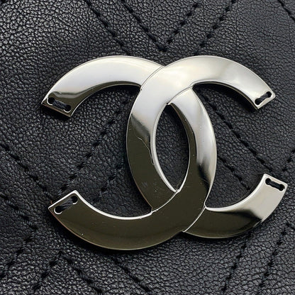 CHANEL CC Logo Chain Shoulder Bag Black Leather