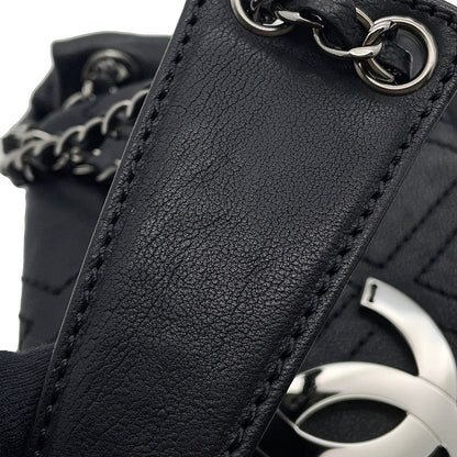 CHANEL CC Logo Chain Shoulder Bag Black Leather
