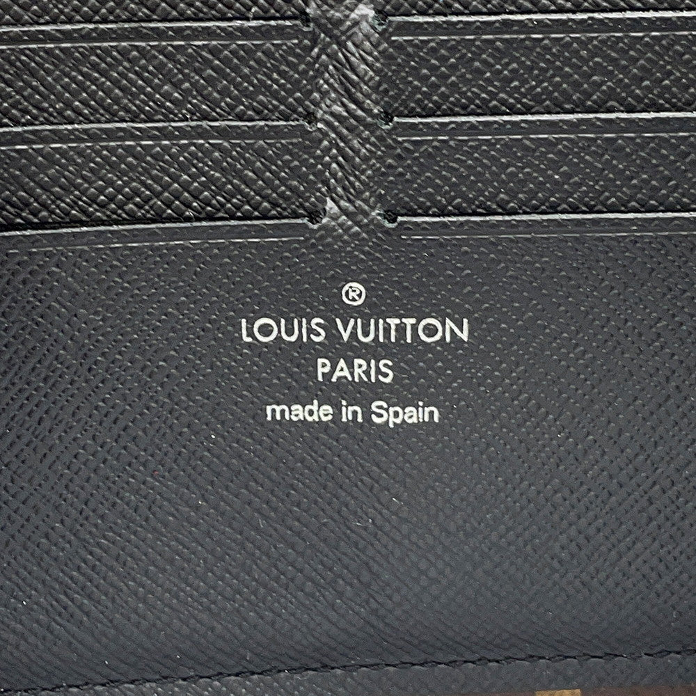 LOUIS VUITTON Zippy Dragonne NoirM69407 Monogram Macassar Canvas