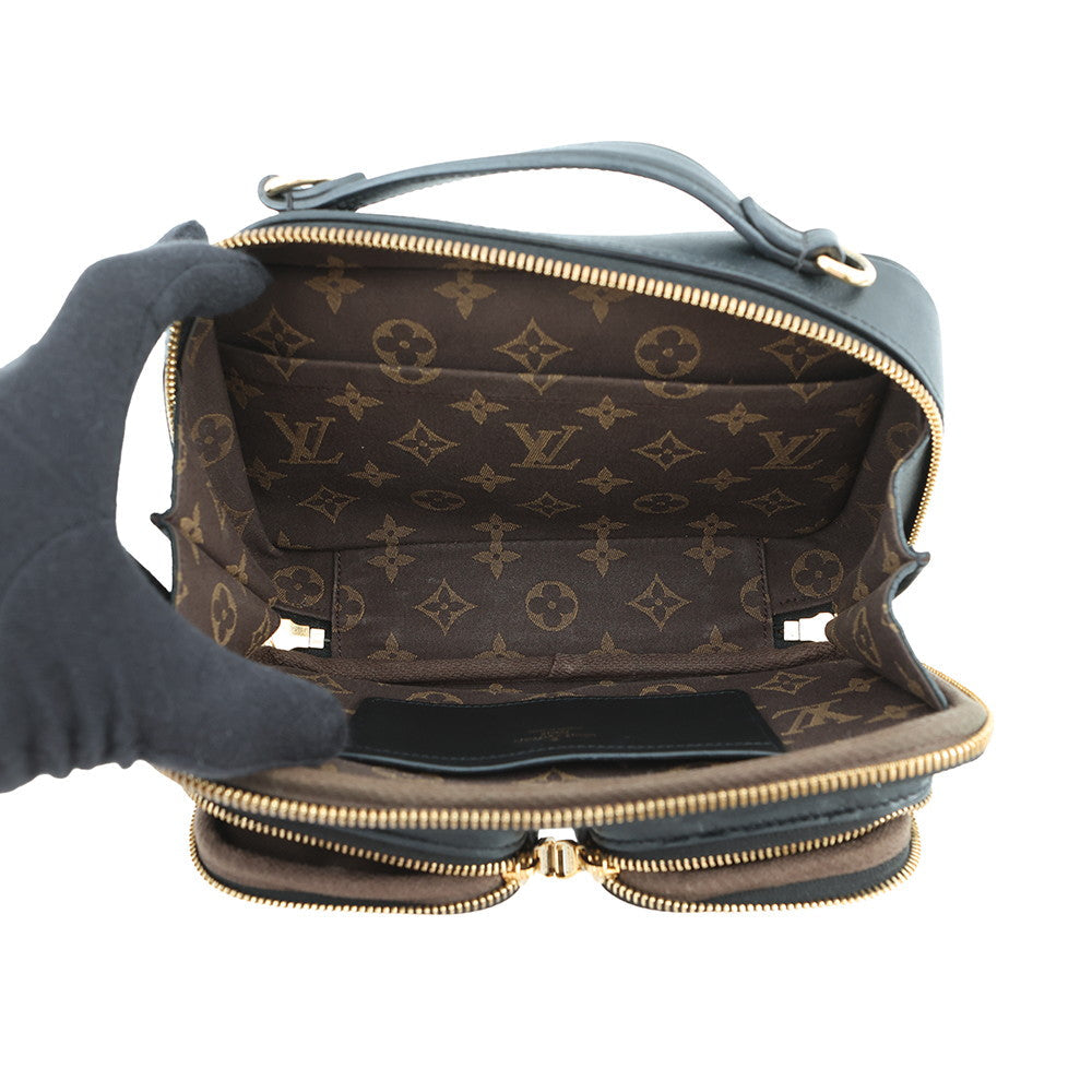 LOUIS VUITTON Utility/Crossbody NoirM80450 Monogram Calf Leather