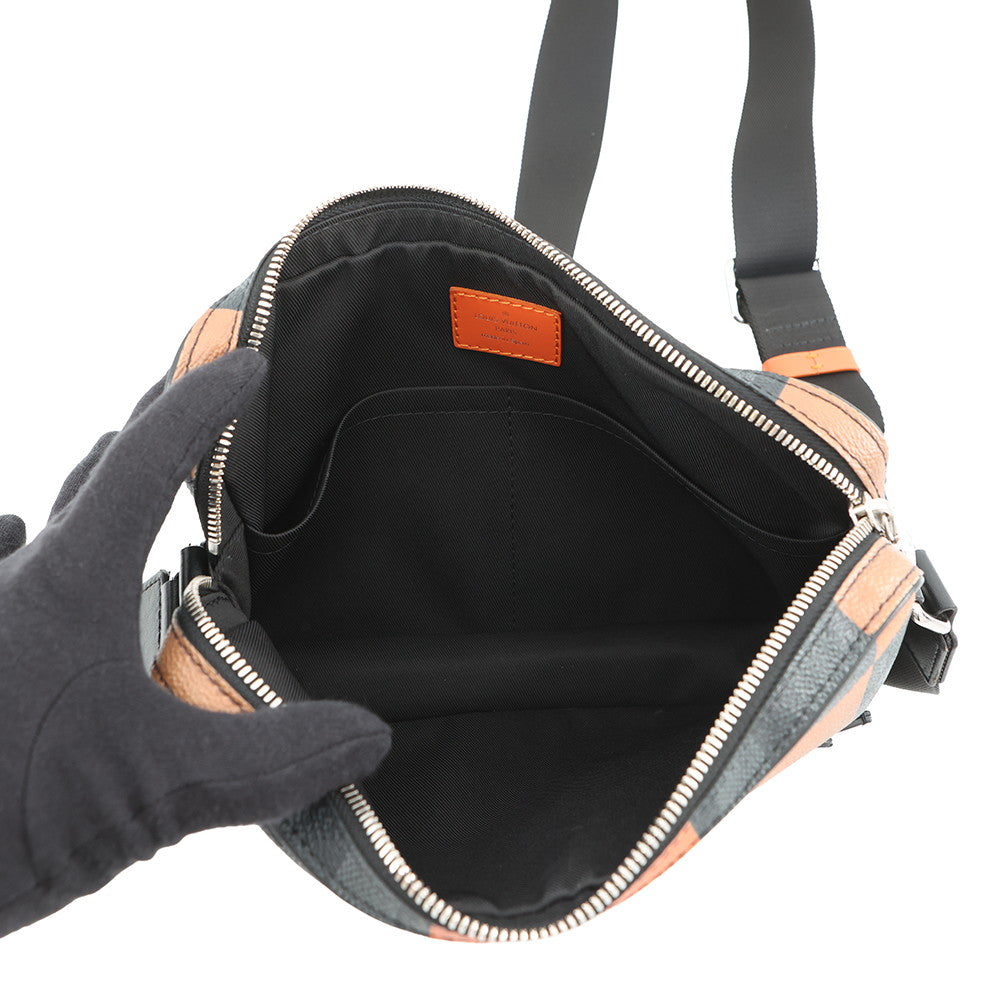LOUIS VUITTON Alpha Messenger Noir/Volcano OrangeN40421 Damier Graphite Giant