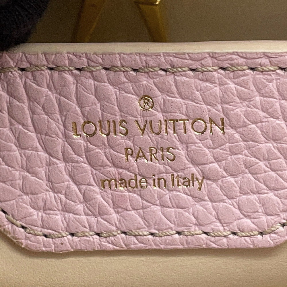 LOUIS VUITTON Capucines Guimauve/Powder WhiteM24120 Taurillon Leather Size BB