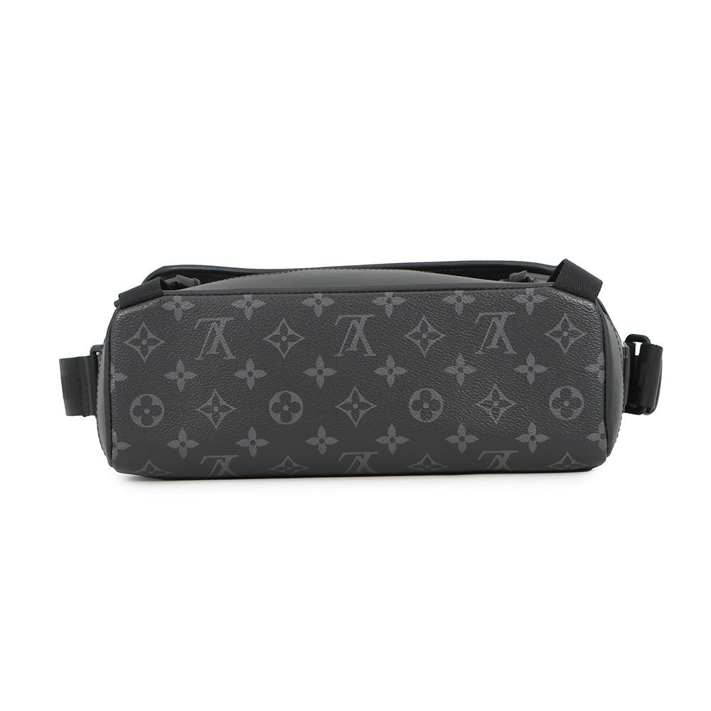 LOUIS VUITTON Messenger Voyage NoirM12517 Monogram Eclipse Size PM