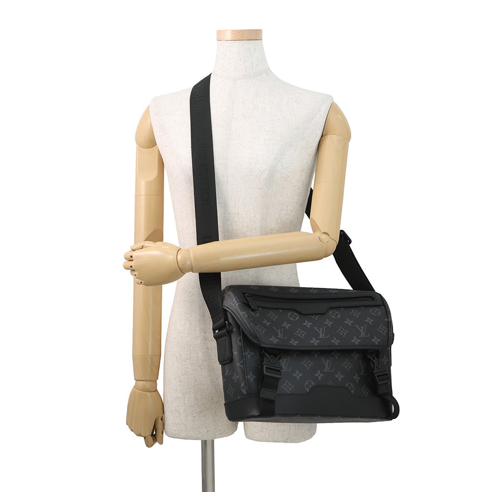 LOUIS VUITTON Messenger Voyage NoirM12517 Monogram Eclipse Size PM