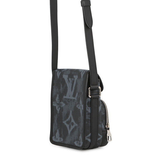 LOUIS VUITTON Amazon Messenger NoirM45650 Monogram / pastel