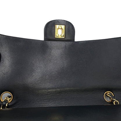 CHANEL Matelasse W Flap ChainShoulder Bag Black Lambskin Size 25