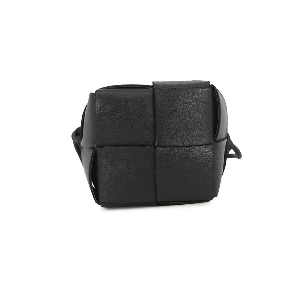 Bottega Veneta INTRECCIATO Cassette Bucket Bag Black680217VCQC48425 Lambskin Size Mini
