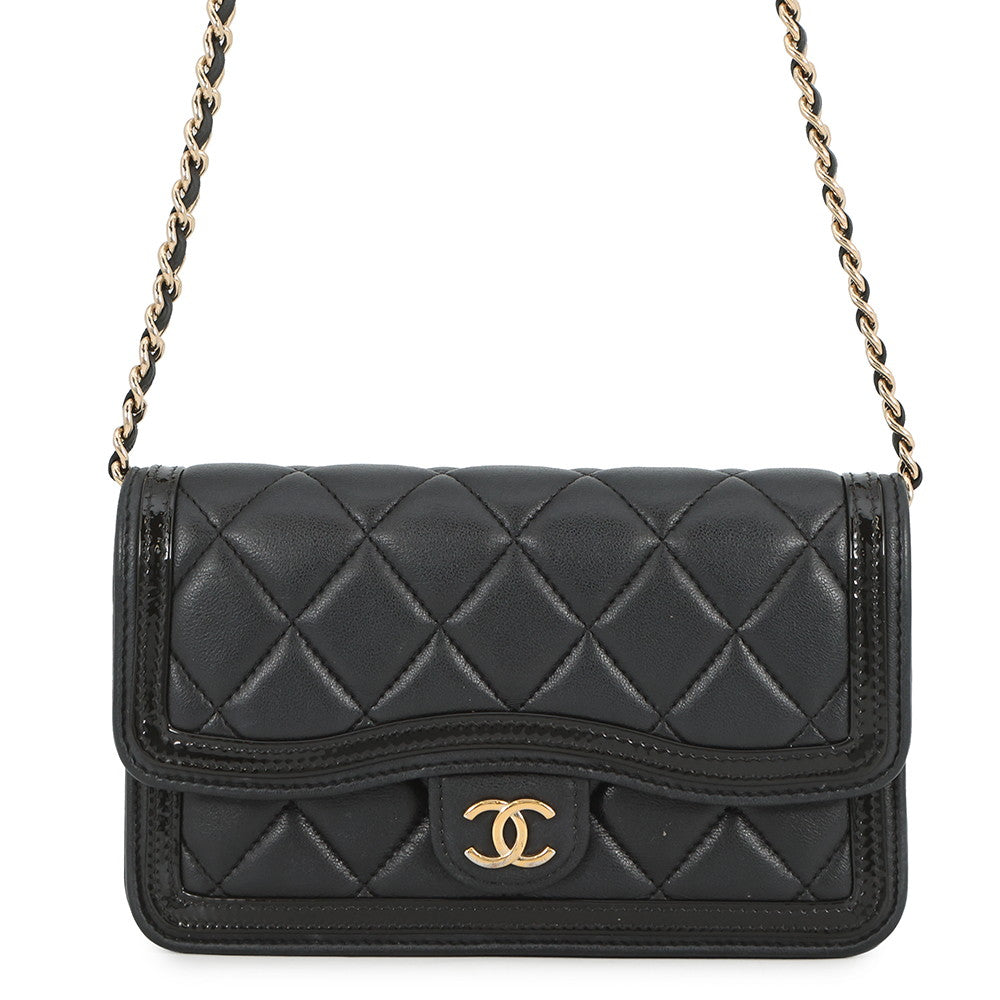 CHANEL Phone holder BlackAP3559 Lambskin Patent Leather