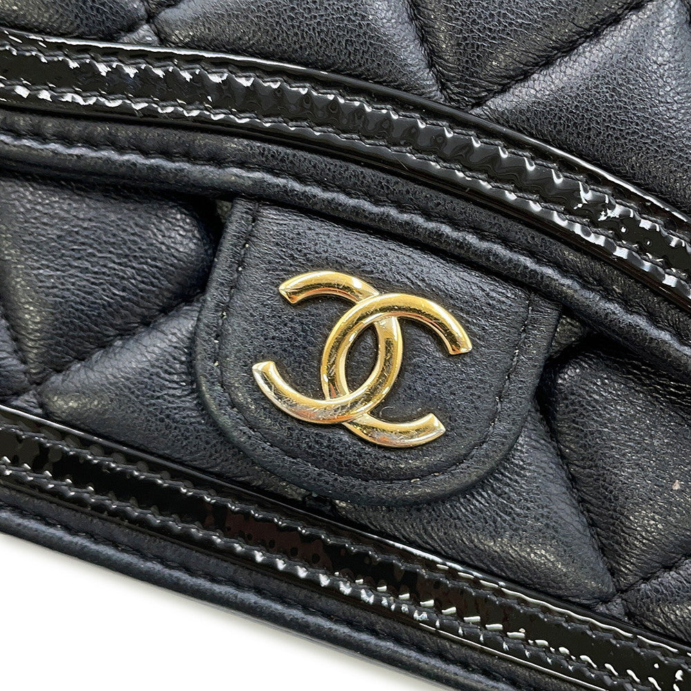 CHANEL Phone holder BlackAP3559 Lambskin Patent Leather