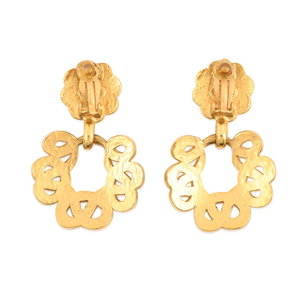 CHANEL Vintage CC Logo Earrings Gold Metal