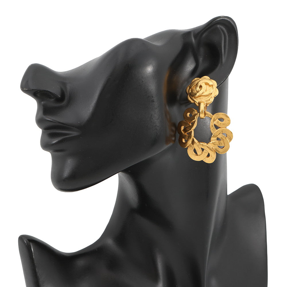 CHANEL Vintage CC Logo Earrings Gold Metal