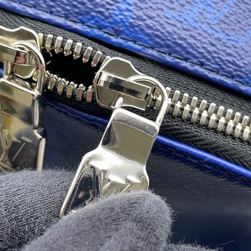 LOUIS VUITTON Discovery Backpack CobaltM30229 Taigalama