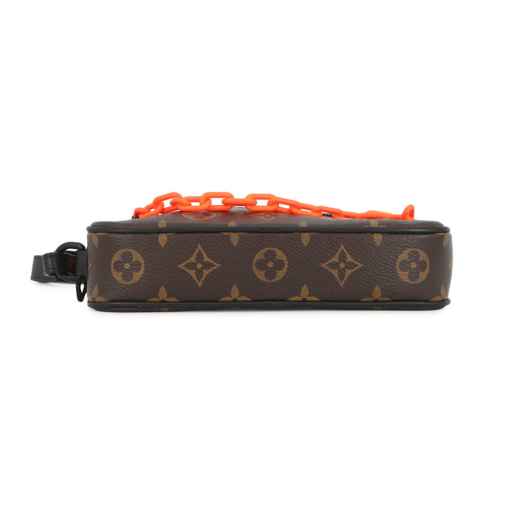 LOUIS VUITTON Pochette Volga NoirM44482 Monogram / Solar Powered Ray