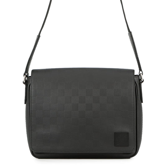LOUIS VUITTON District NV3 NoirN42711 Damier Infini Leather Size PM