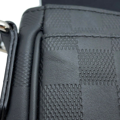 LOUIS VUITTON District NV3 NoirN42711 Damier Infini Leather Size PM