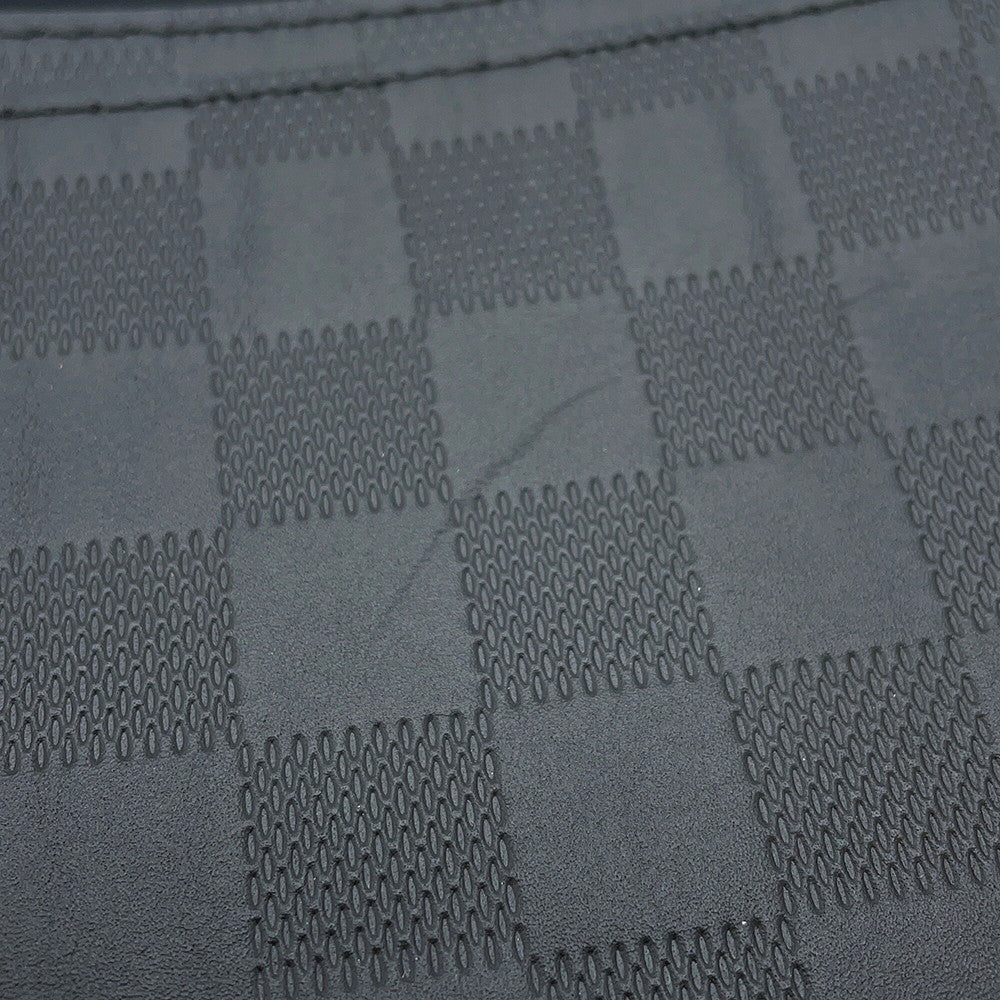 LOUIS VUITTON District NV3 NoirN42711 Damier Infini Leather Size PM