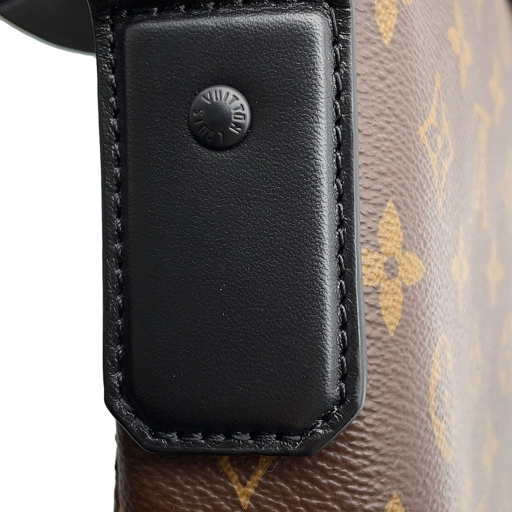 LOUIS VUITTON Magnetic messenger NoirM45557 Monogram Macassar Canvas