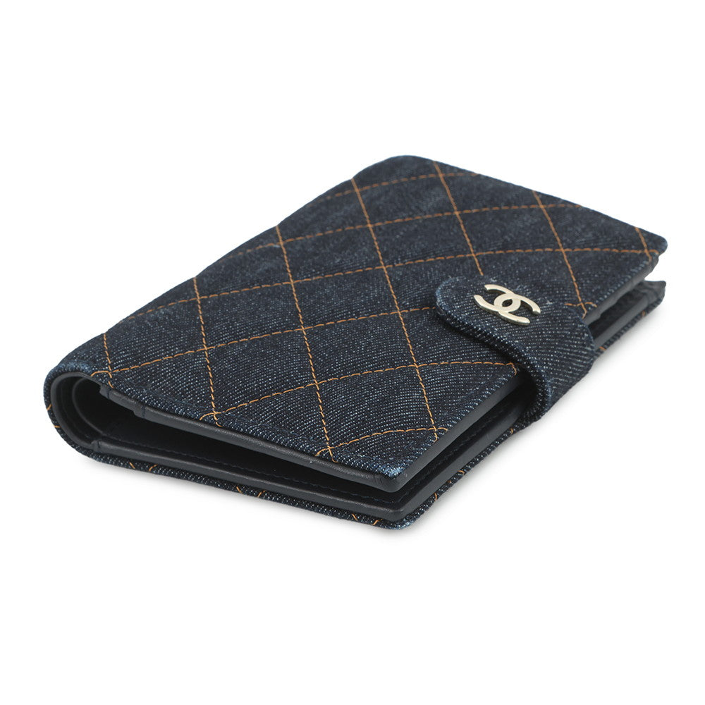 CHANEL Matelasse Wallet with Passport Case NavyAP4665 Denim/Lambskin