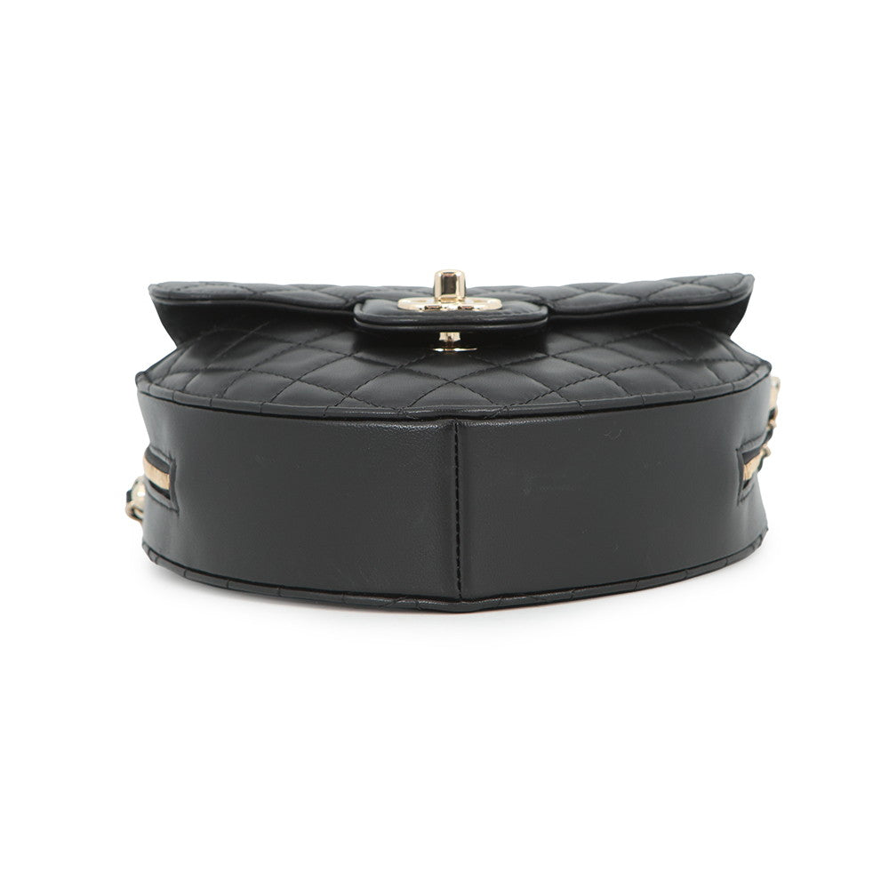 CHANEL Heart Shape ChainShoulder BlackAS3191 Lambskin