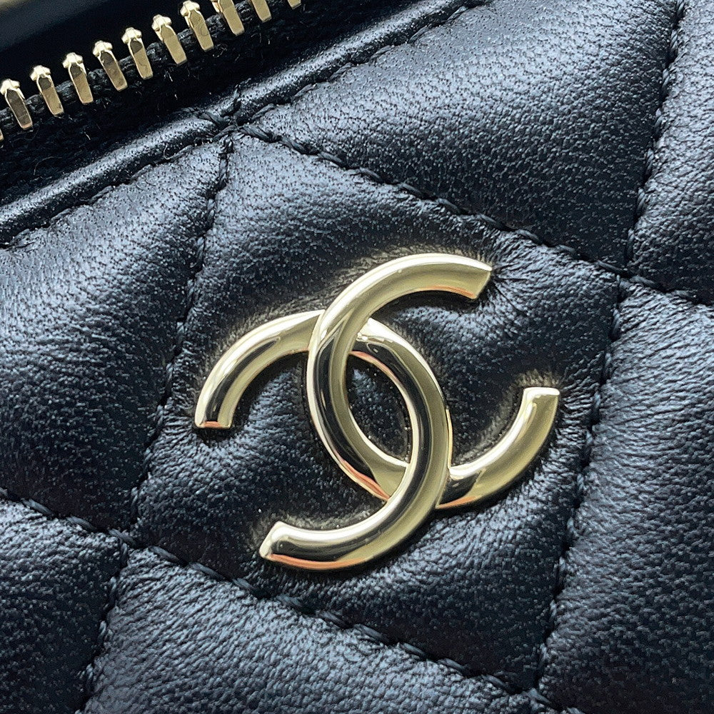 CHANEL Matelasse Chain Vanity Bag BlackAP2199 Lambskin