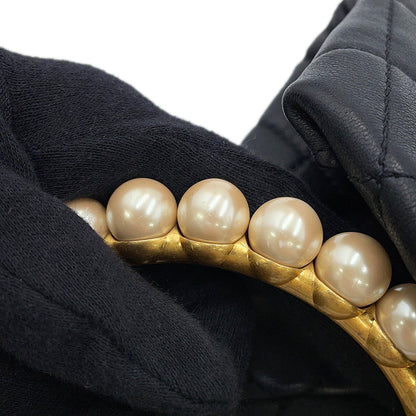 CHANEL Matelasse Pearl Handle Handbag BlackAS2609-B05967-94305 Lambskin Faux Pearl