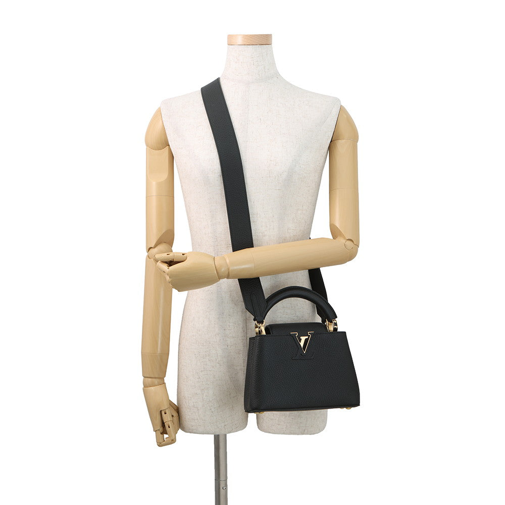 LOUIS VUITTON Capucines NoirM56071 Taurillon Leather Size MINI