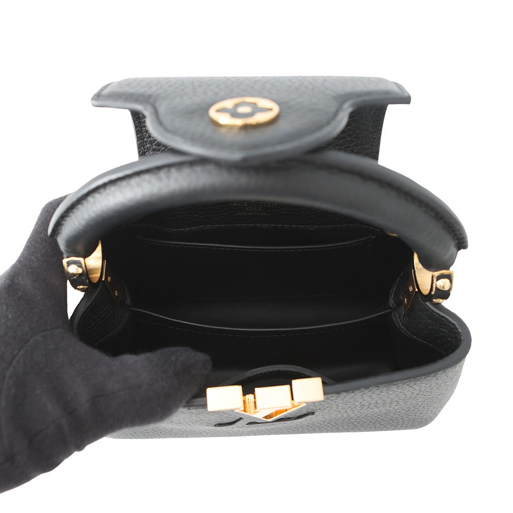 LOUIS VUITTON Capucines NoirM56071 Taurillon Leather Size MINI