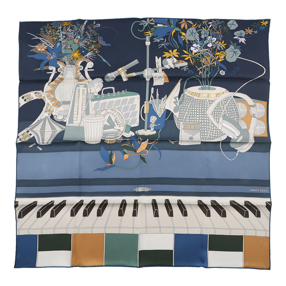 HERMES Carre EN STUDIO Blue Nuit/Blanc/Vert Silk100% Size 70