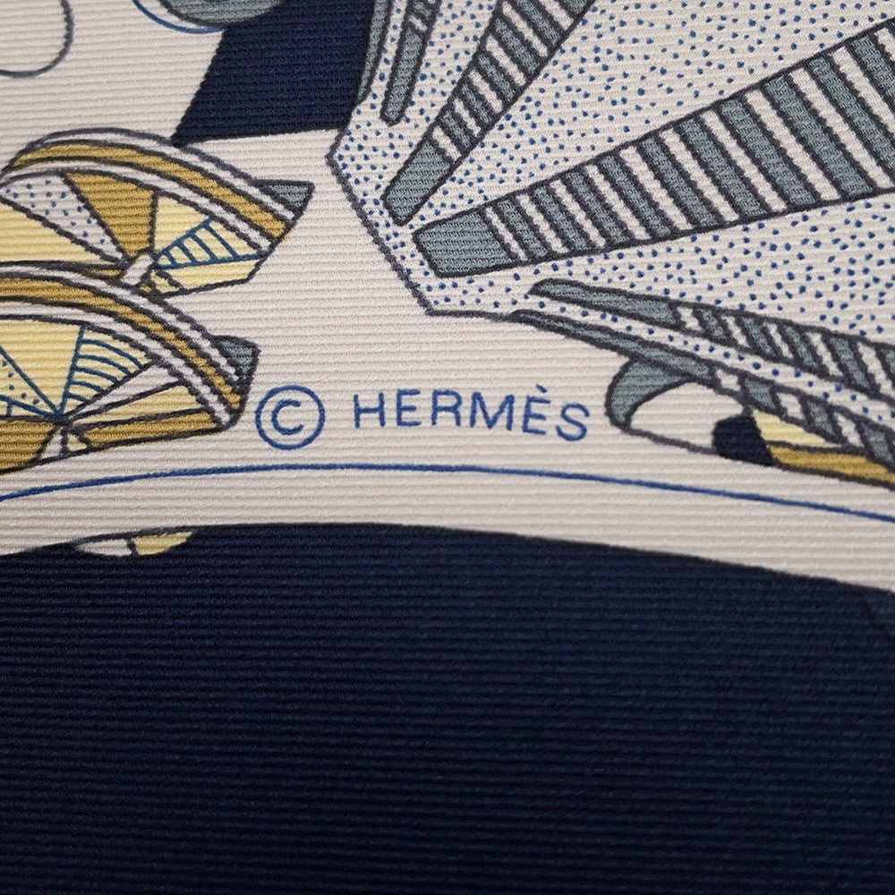 HERMES Carre EN STUDIO Blue Nuit/Blanc/Vert Silk100% Size 70