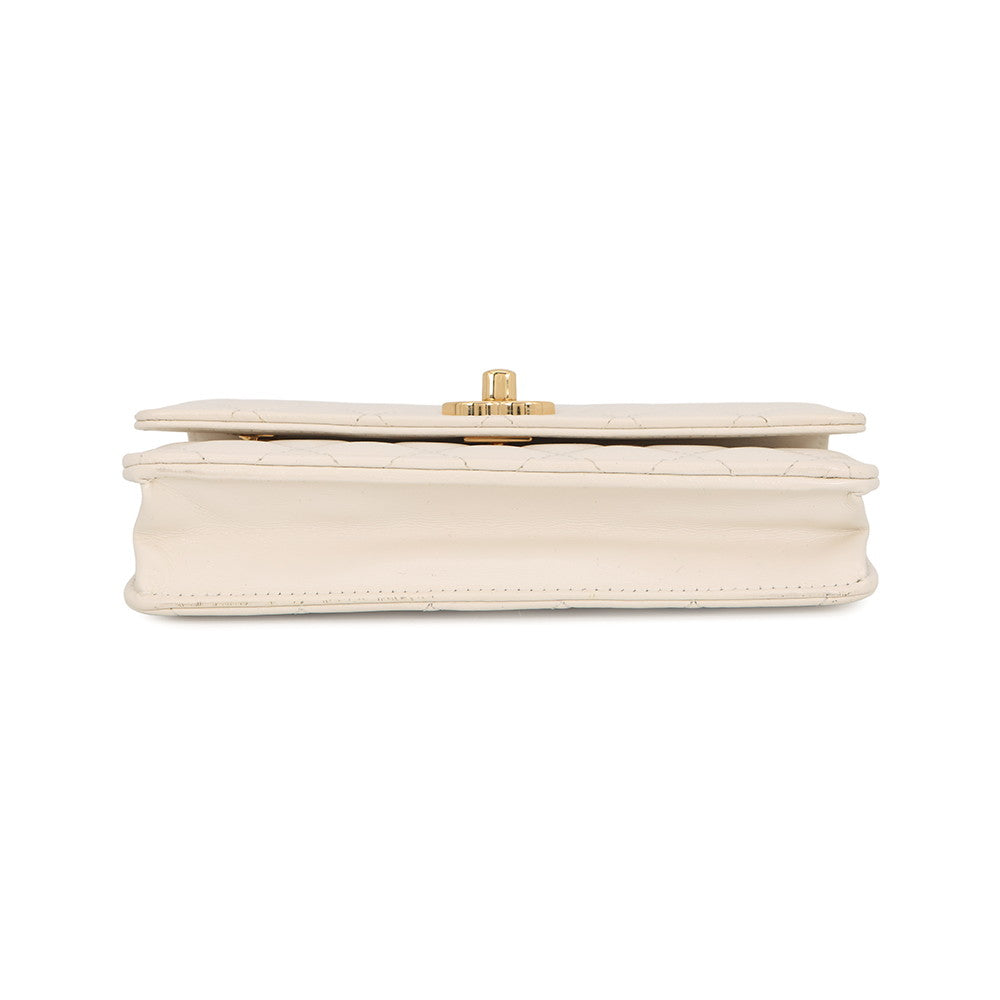 CHANEL Chain Wallet Double Chain WhiteAP4241 Lambskin